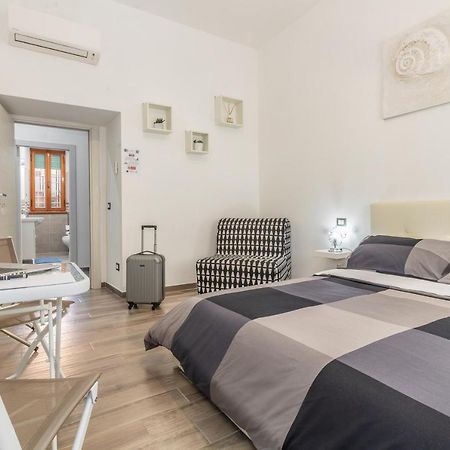 Scirocco Rooms Civitavecchia Dış mekan fotoğraf